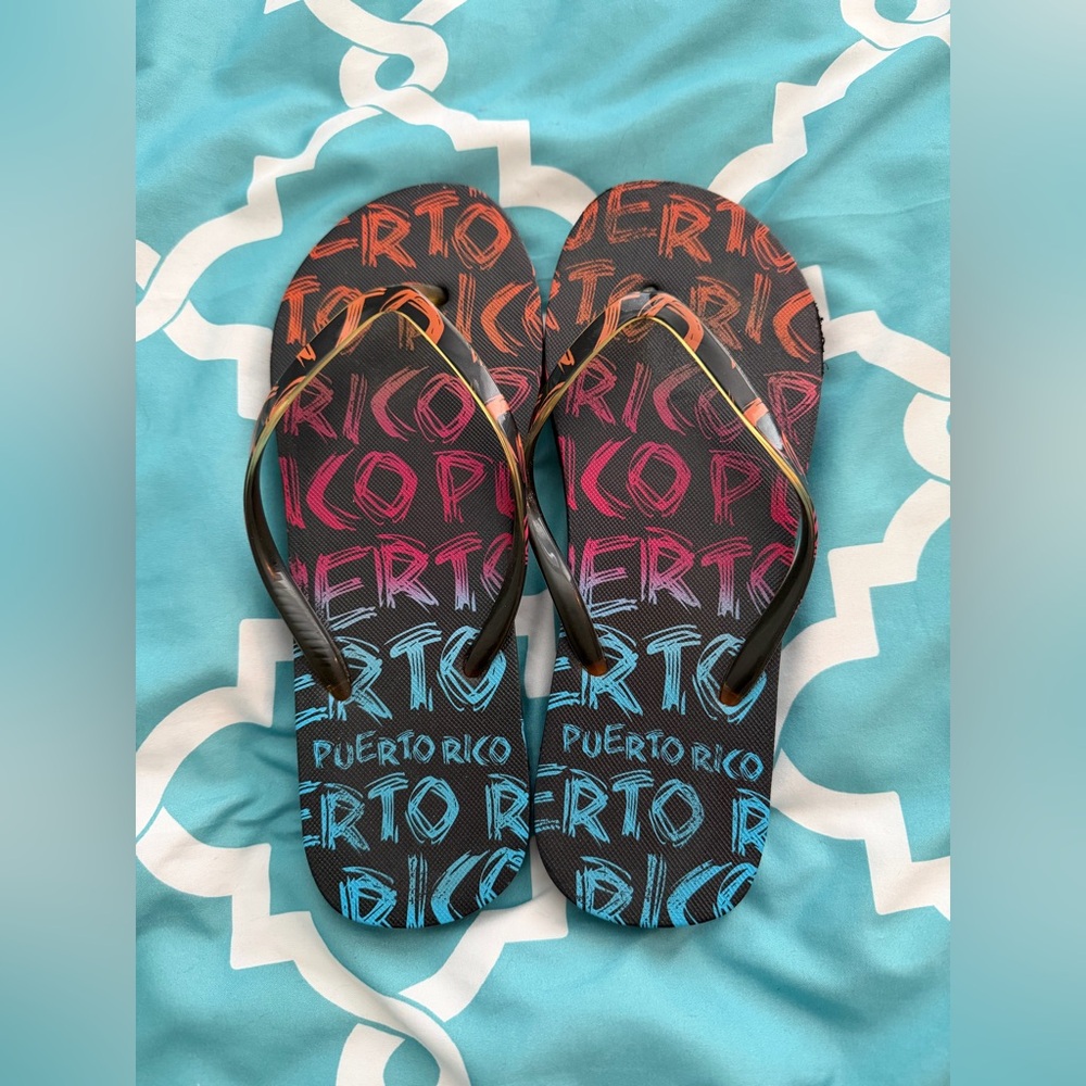 NWOT Colorful Puerto Rico Flip Flops Women Size 9